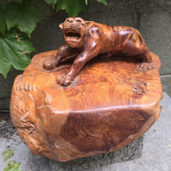 Hand-carved Tiger Statue Chinese Boxwood 12"x8.5"x8" - Picture 1 of 8
